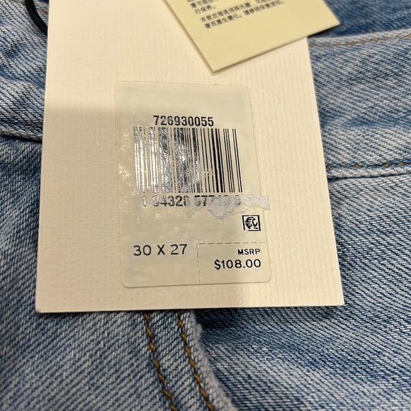 Levi's® Premium RIBCAGE STRAIGHT ANKLE JEANS - Picture 11 of 15